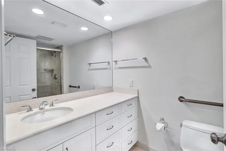 5954  Pelican Bay  BLVD, Naples, FL 34108