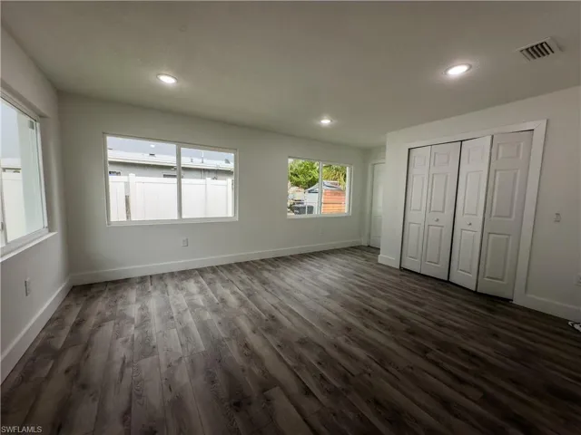 2416  Moreno  AVE, Fort Myers, FL 33901