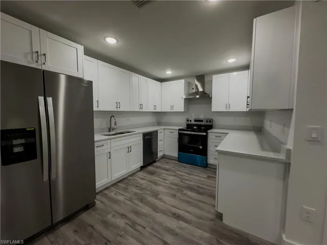 2416  Moreno  AVE, Fort Myers, FL 33901