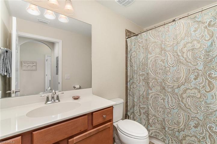 Guest Full Bath