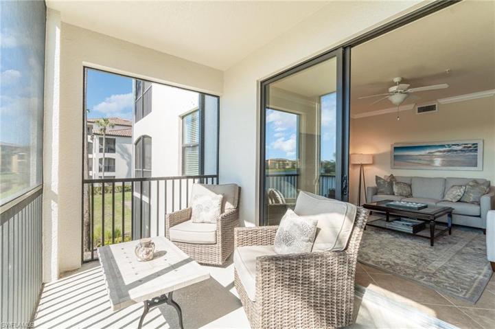 Lanai opens to Family room