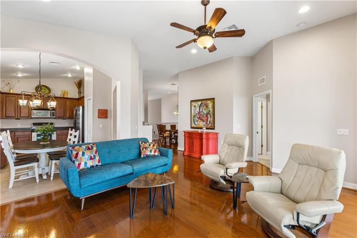 1600+ square feet