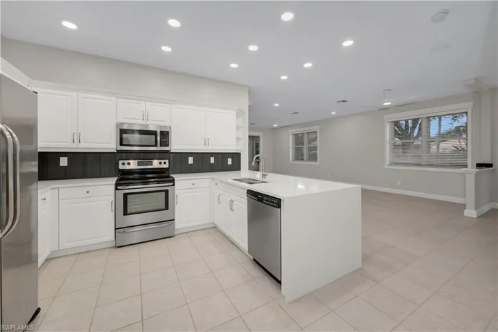 2320  Carnaby  CT, Lehigh Acres, FL 33973