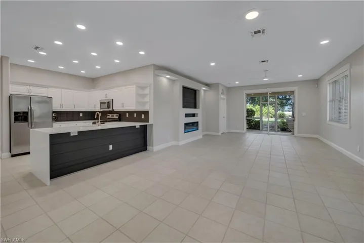 2320  Carnaby  CT, Lehigh Acres, FL 33973