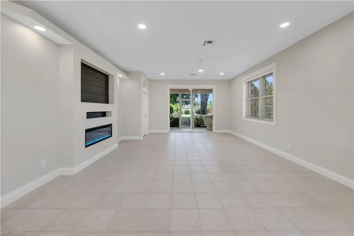 2320  Carnaby  CT, Lehigh Acres, FL 33973