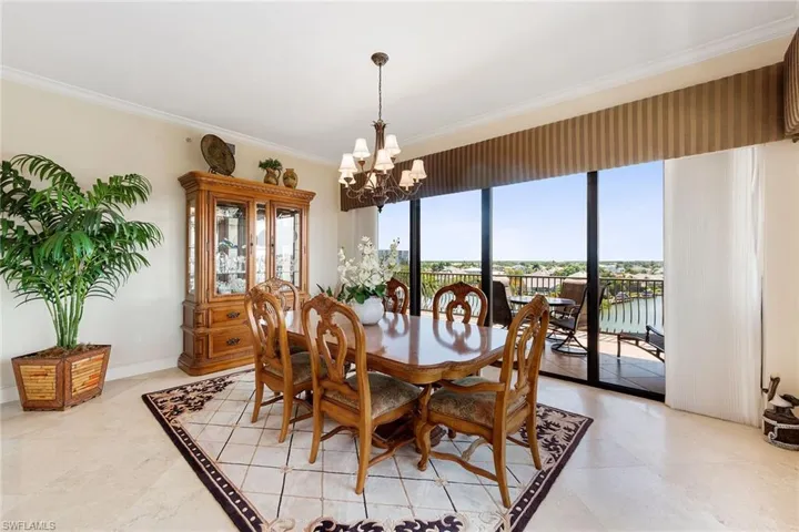 10620 Gulf Shore Dr 602, Naples, Florida 34108