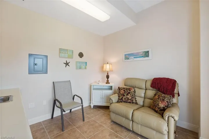 10620 Gulf Shore Dr 602, Naples, Florida 34108