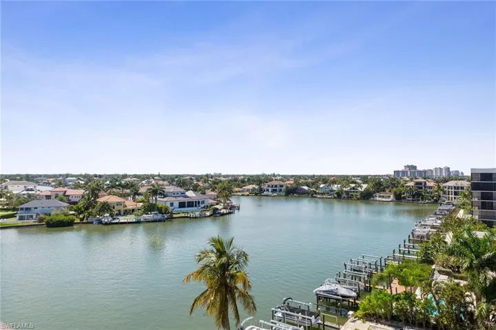 10620 Gulf Shore Dr 602, Naples, Florida 34108