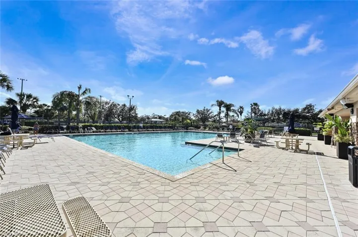 Community pool (main)