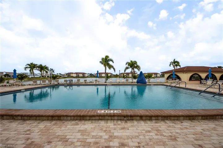 11115  Caravel  CIR, Fort Myers, FL 33908