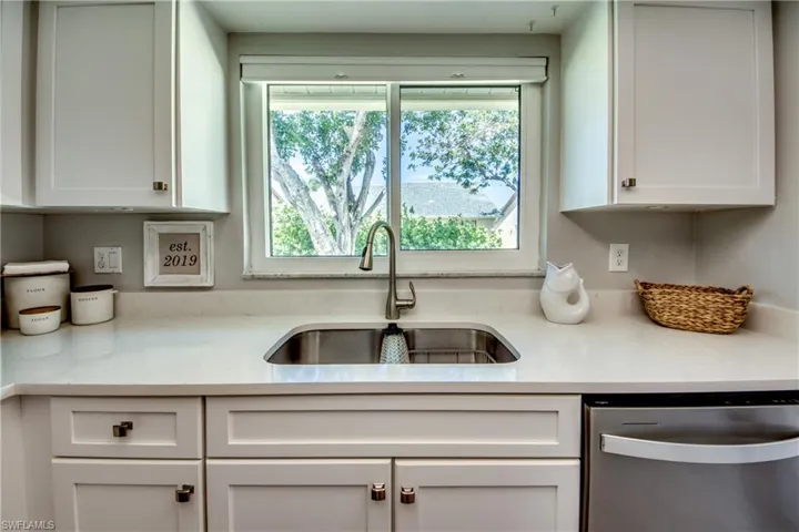 11115  Caravel  CIR, Fort Myers, FL 33908
