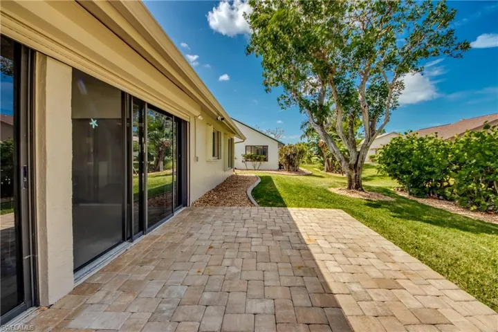 11115  Caravel  CIR, Fort Myers, FL 33908