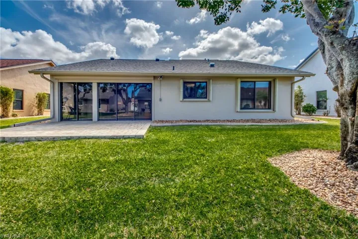 11115  Caravel  CIR, Fort Myers, FL 33908