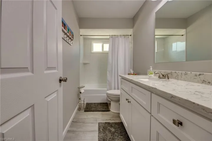 11115  Caravel  CIR, Fort Myers, FL 33908