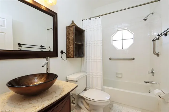 242  Belville  BLVD, Naples, FL 34104
