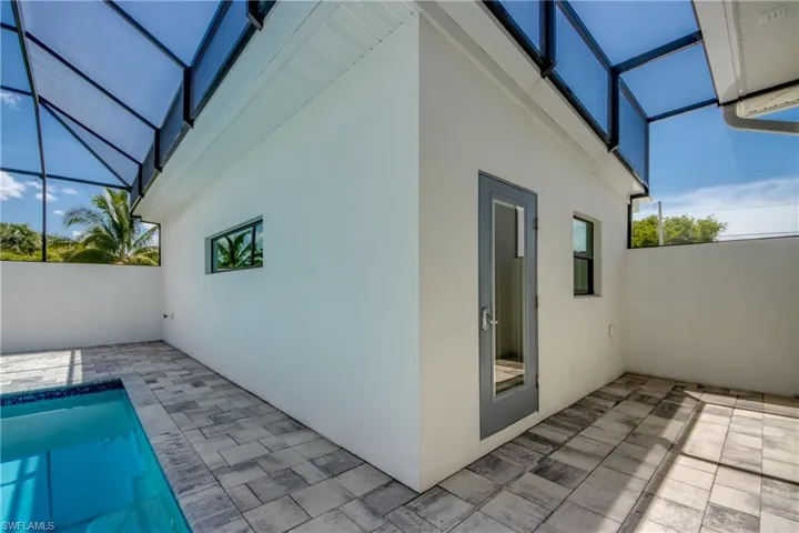 3517 Sw 6th Ter, Cape Coral, Florida 33991