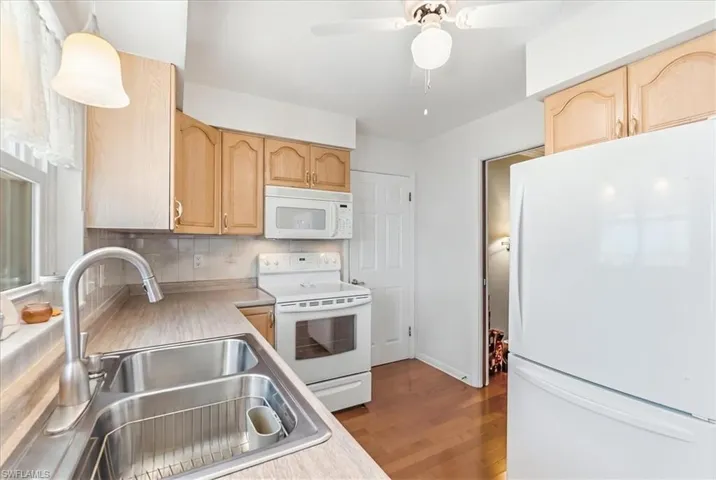 Dual sinks