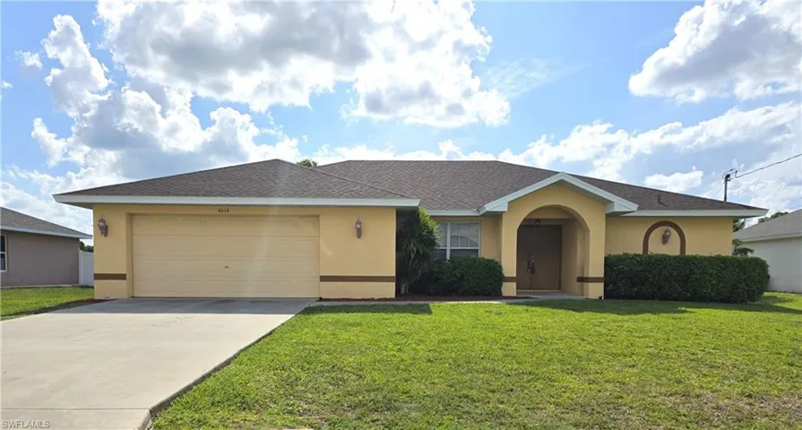 4614 Sw 9th Pl, Cape Coral, Florida 33914