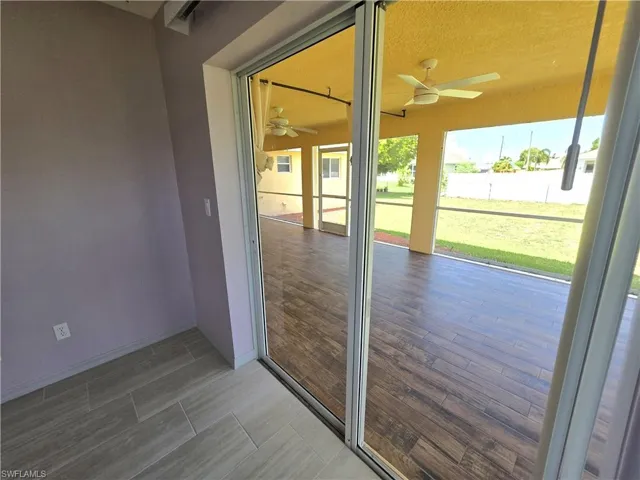 4614 Sw 9th Pl, Cape Coral, Florida 33914