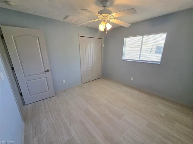 4614 Sw 9th Pl, Cape Coral, Florida 33914