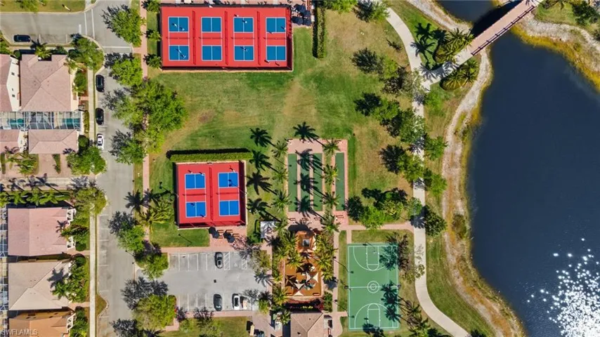 7406 Emilia Ln, Naples Fl 34114