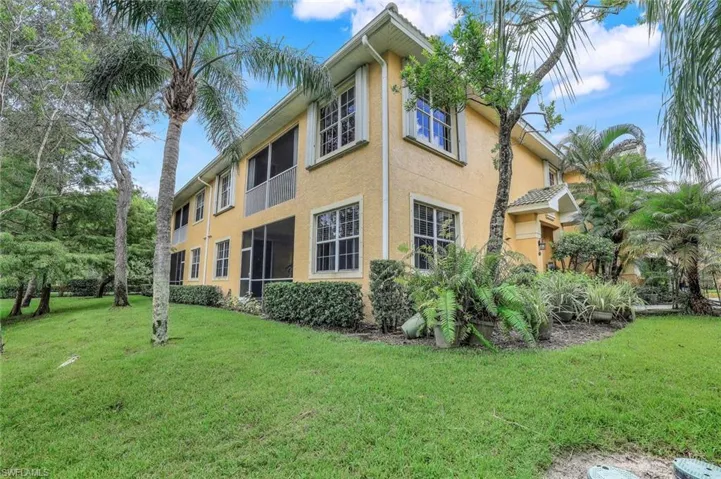 8395  Big Acorn  CIR, Naples, FL 34119