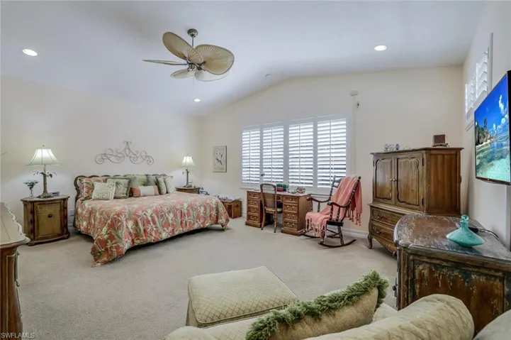 8395  Big Acorn  CIR, Naples, FL 34119
