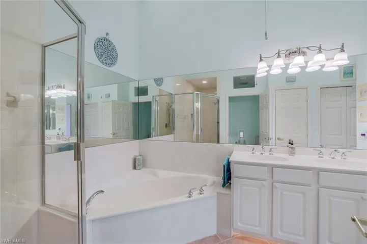 8395  Big Acorn  CIR, Naples, FL 34119