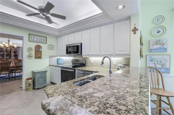 8395  Big Acorn  CIR, Naples, FL 34119