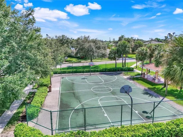 8395  Big Acorn  CIR, Naples, FL 34119