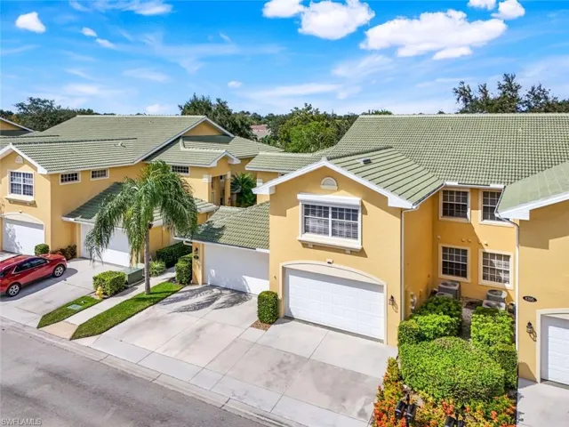 8395  Big Acorn  CIR, Naples, FL 34119