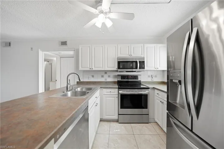 26485 Rampart Blvd D4, Punta Gorda, Florida 33983