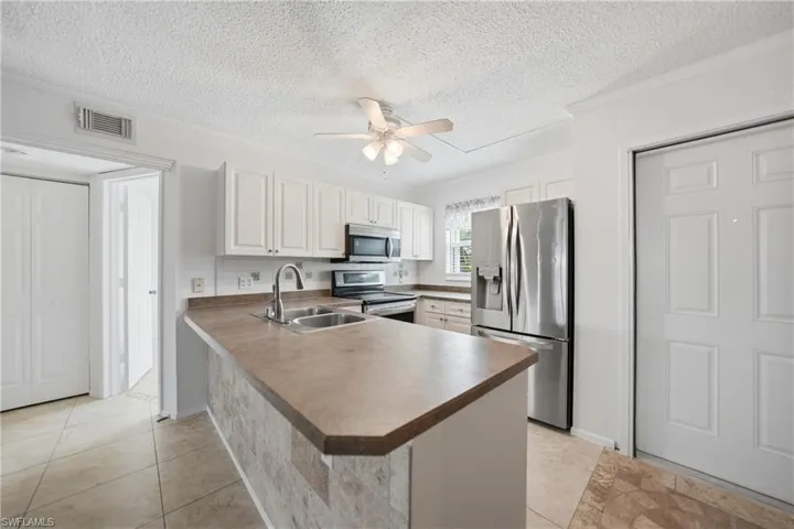 26485 Rampart Blvd D4, Punta Gorda, Florida 33983