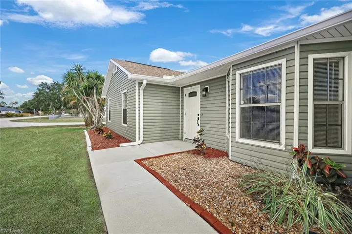 8440  Pennsylvania  BLVD, Fort Myers, FL 33967