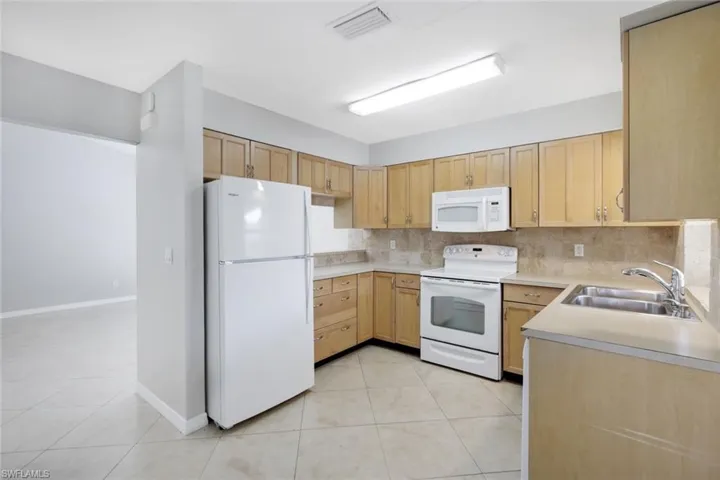 8440  Pennsylvania  BLVD, Fort Myers, FL 33967