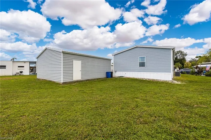 75 Sanders Ct, North Fort Myers, Florida 33903
