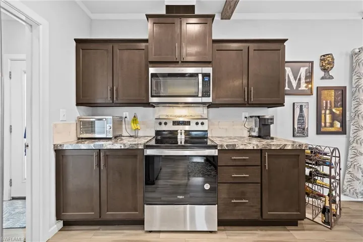 75 Sanders Ct, North Fort Myers, Florida 33903