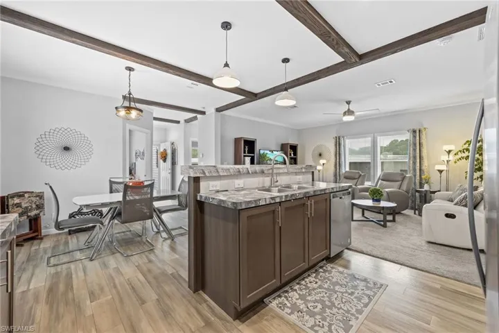 75 Sanders Ct, North Fort Myers, Florida 33903