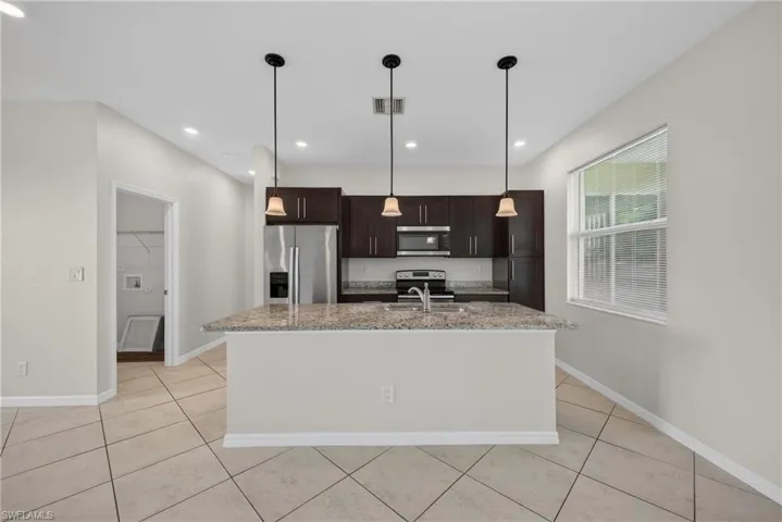 2714 Nw 1st Pl, Cape Coral, Florida 33993