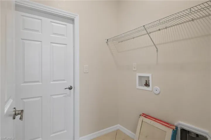 2714 Nw 1st Pl, Cape Coral, Florida 33993