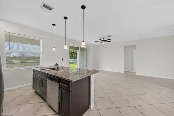 2714 Nw 1st Pl, Cape Coral, Florida 33993