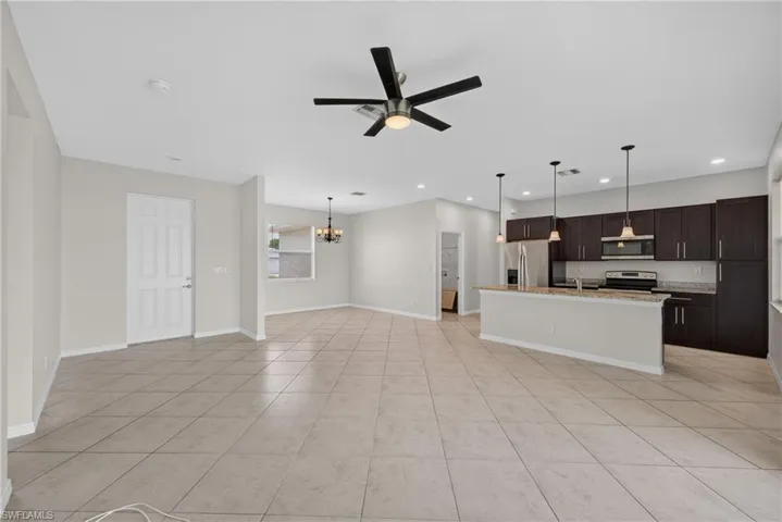 2714 Nw 1st Pl, Cape Coral, Florida 33993