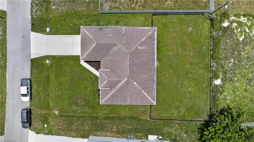 2714 Nw 1st Pl, Cape Coral, Florida 33993