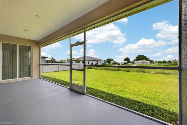 2714 Nw 1st Pl, Cape Coral, Florida 33993