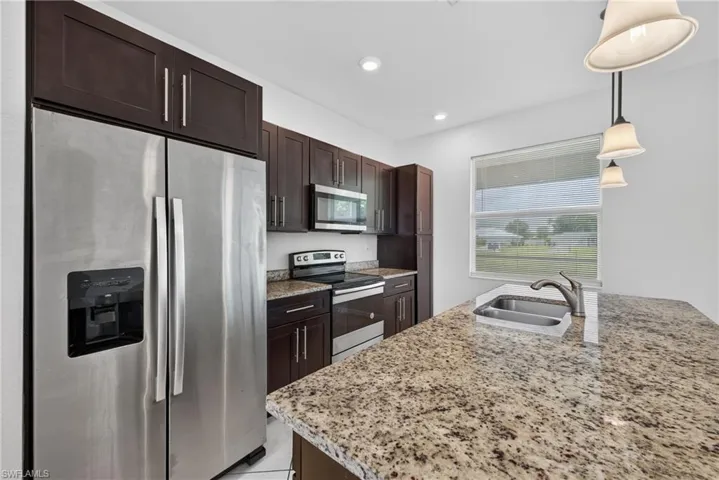 2714 Nw 1st Pl, Cape Coral, Florida 33993