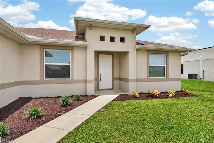 2714 Nw 1st Pl, Cape Coral, Florida 33993