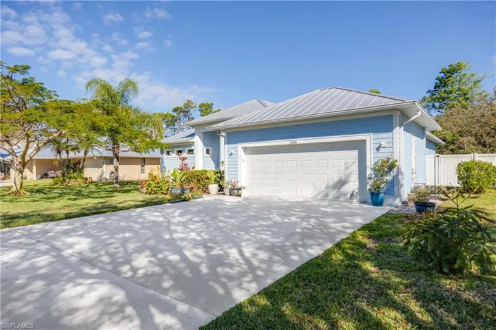 2365 Pine Woods Cir # 6, Naples Fl 34105