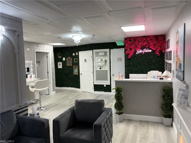 3900 Broadway, Fort Myers, Florida 33901