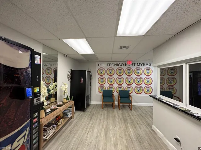 3900 Broadway, Fort Myers, Florida 33901