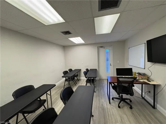 3900 Broadway, Fort Myers, Florida 33901